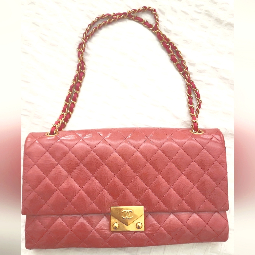 Chanel Quilted Crinkled Patent Leather Classic Single Flap Bag (pink)